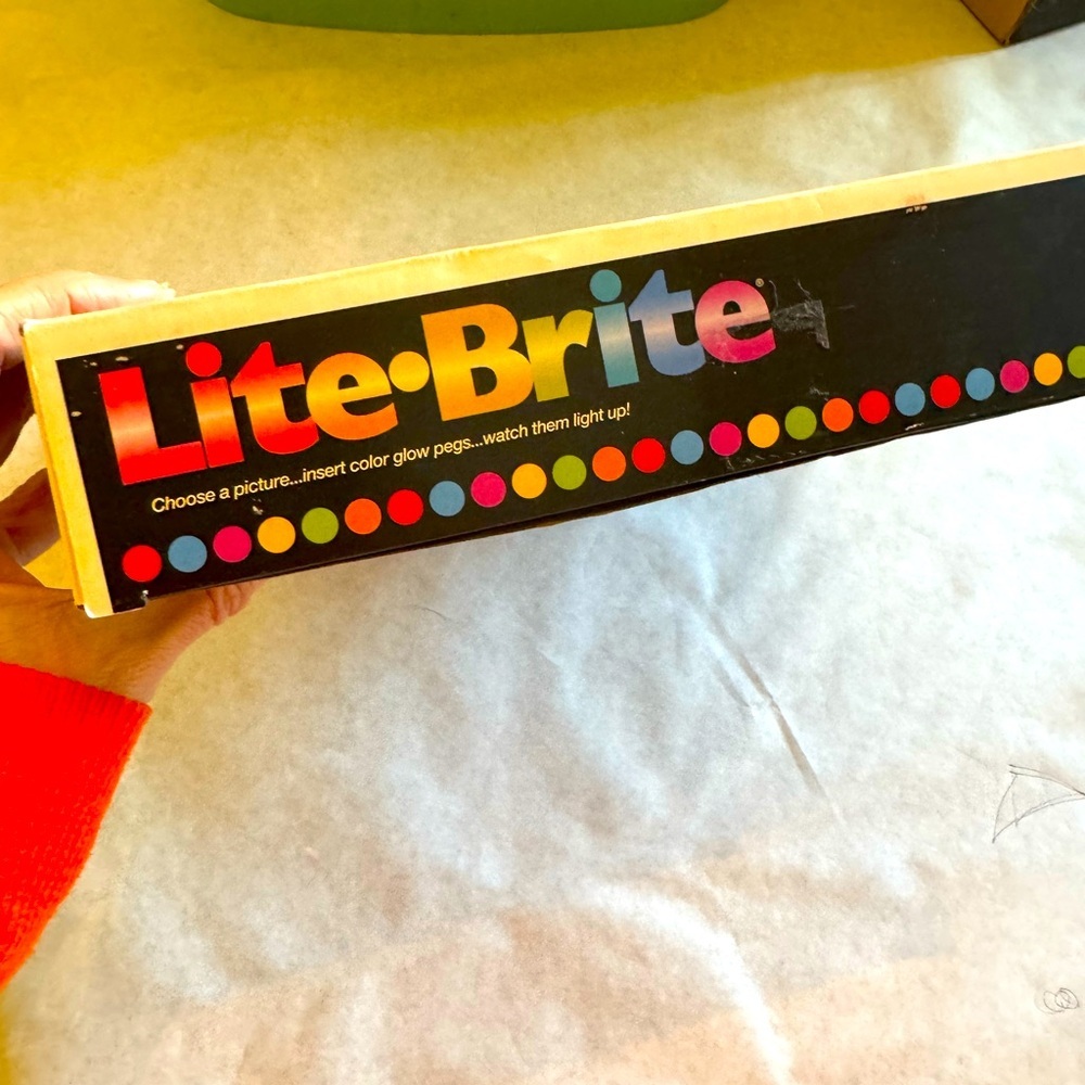 Lite-Brite Classic – NEW (Open Box, Never Played With) – Includes Batteries! - Picture 8 of 9
